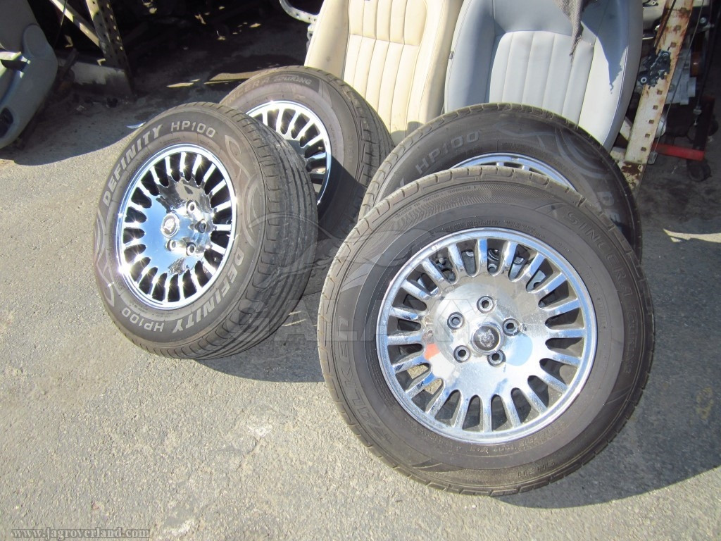 95-99 XJ6 XJ8 XJ12 XJs Vanden Plas Oem Road Wheel Premium 16X7